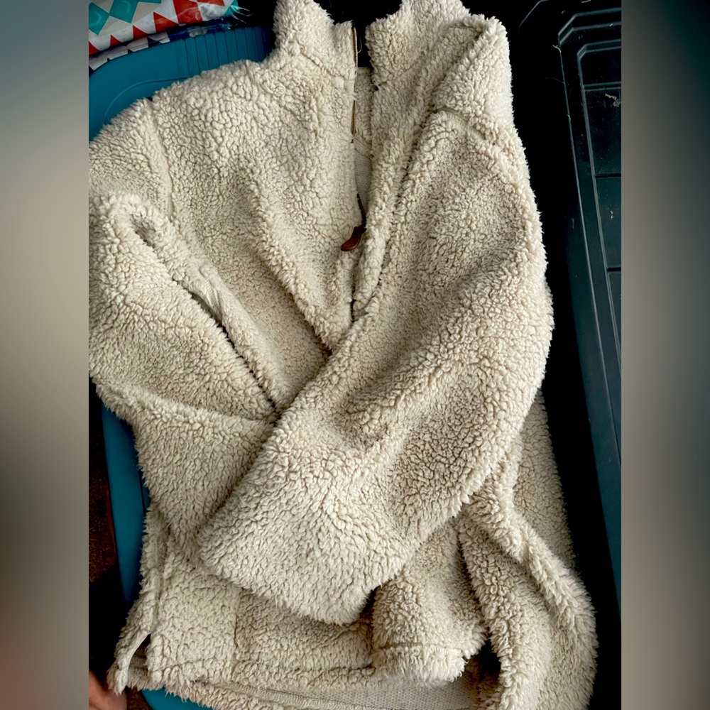 Fleece pullover - Picture 2 of 2